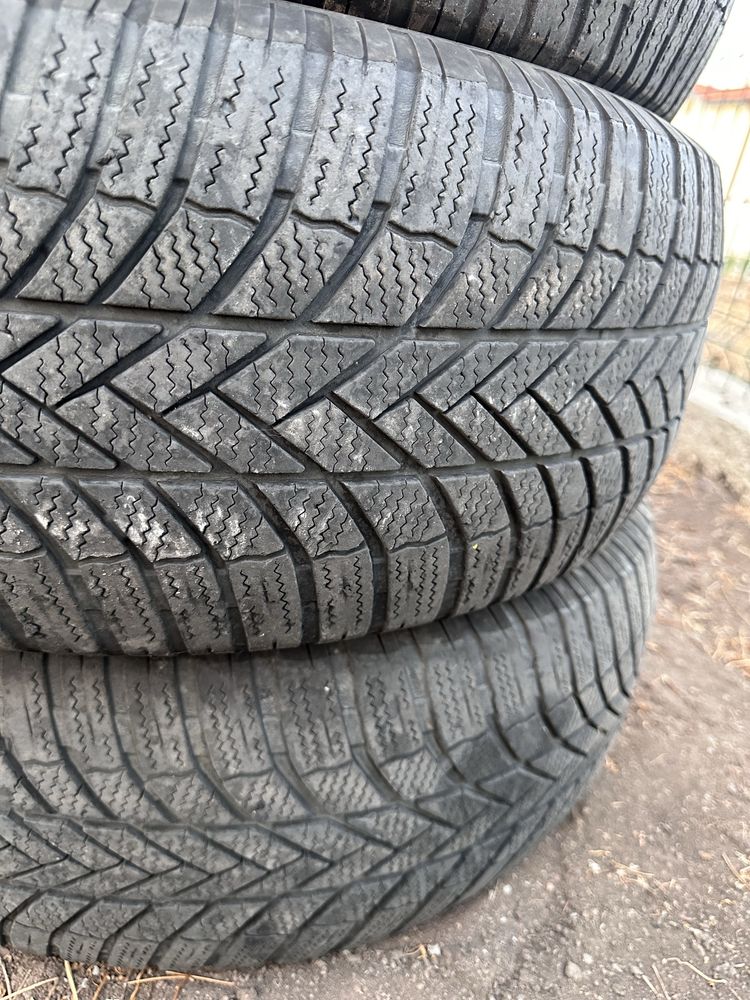 255 60 17 - BRIDGESTONE LM005 Зимни гуми - 4броя
