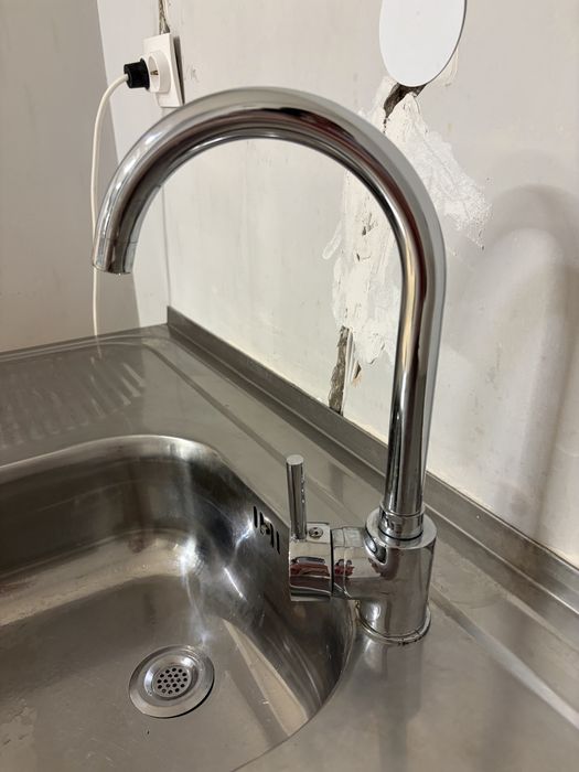 Долен шкаф с мивка