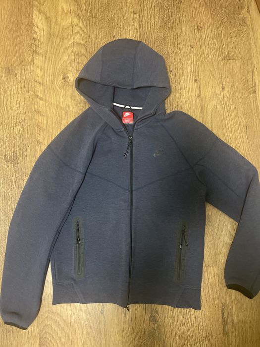 Оригинално горнище Nike Tech Fleece размер М