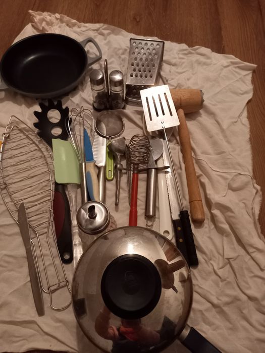 Ustensile bucătărie 20 buc