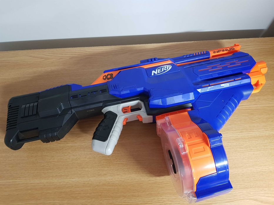 Pusca automata mitraliera jucarie Nerf n-strike elite infinus blaster