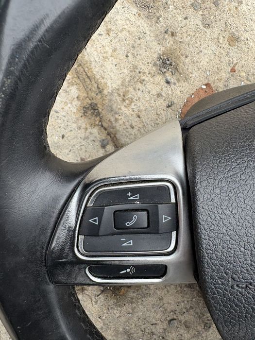 Волан VW Passat B7 2013