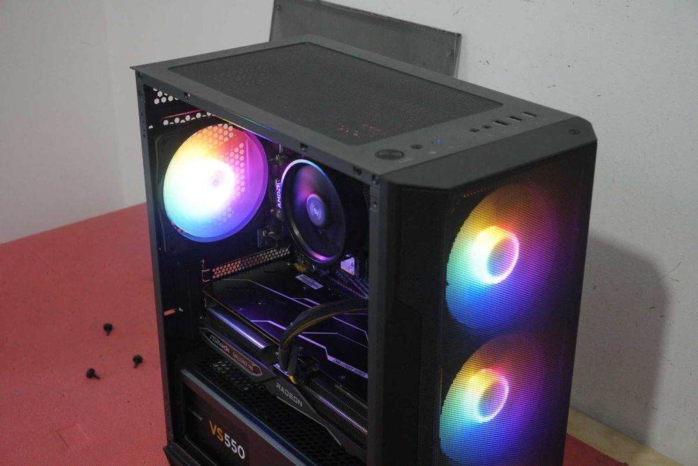 Gaming PC: Ryzen 5500/ RX 6600 XT/ 16GB/ 512GB Nvme/ Corsair PSU
