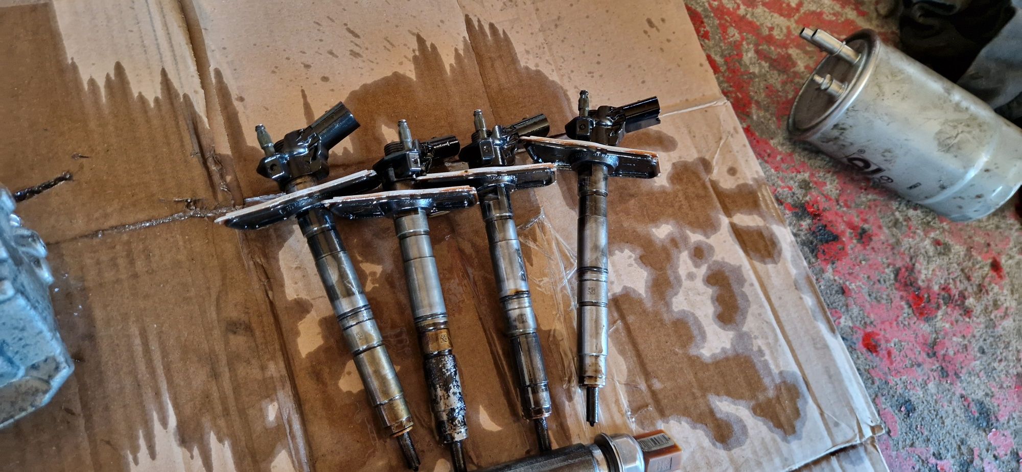 Vand injectoare golf,passat euro 5