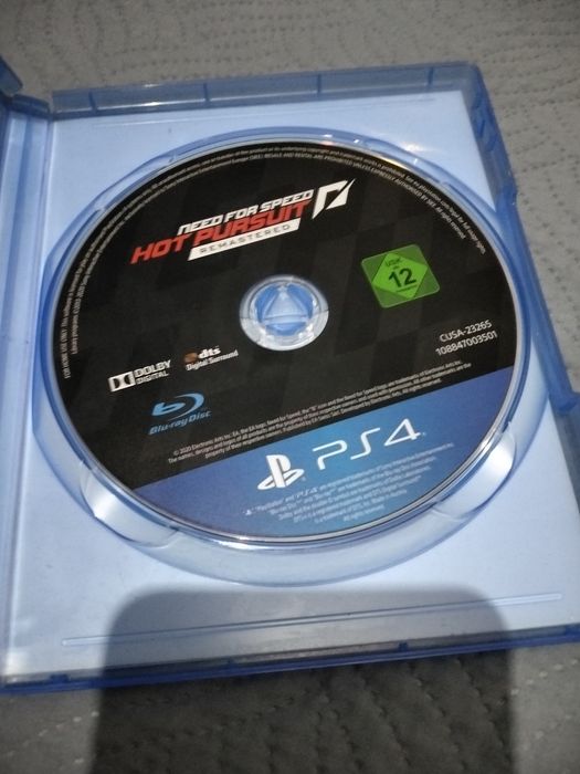 Продавам волан и педали + need for speed