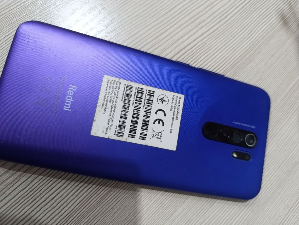 Продам Андроид redmi 9