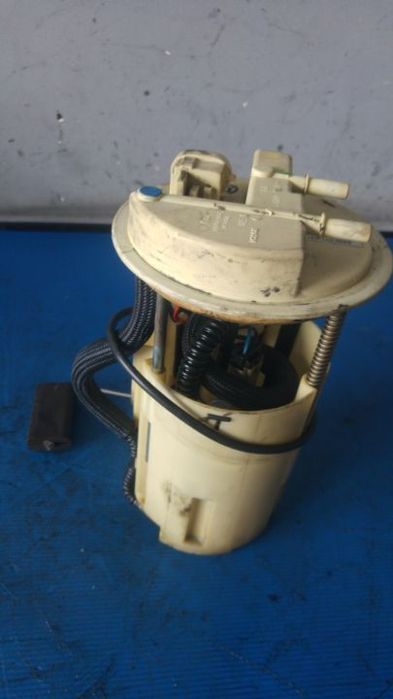 pompa combustibil renault laguna 2 2.2 dci 8200071331