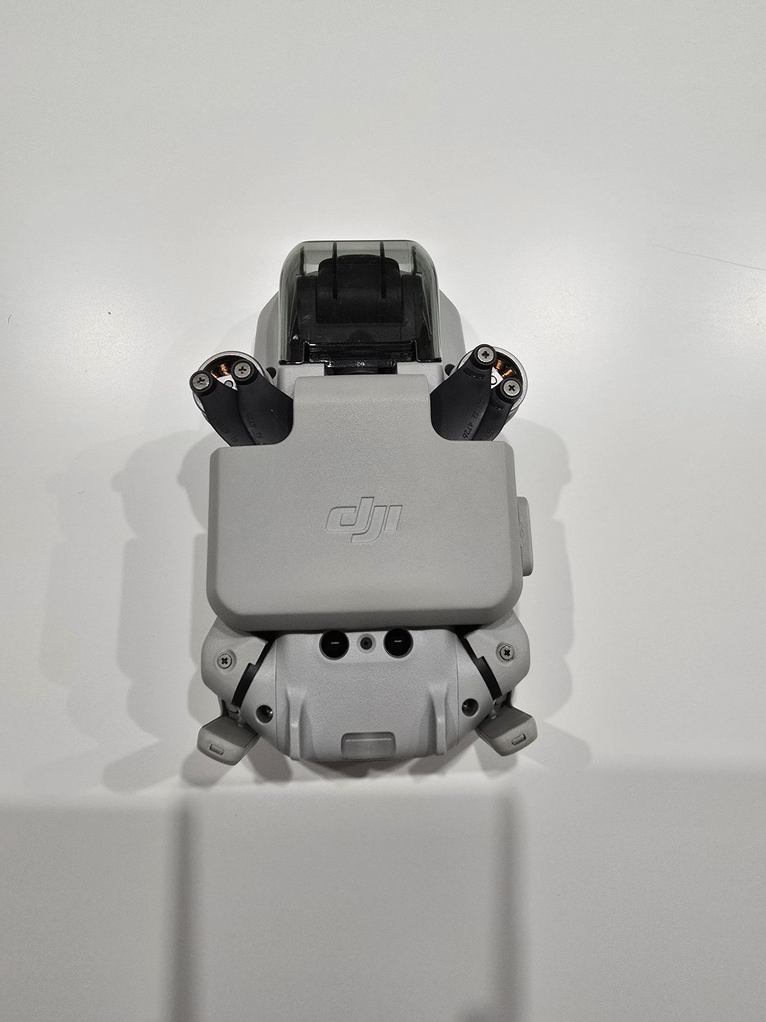 DJI Mini 2 Fly More Combo + 4-та батерия