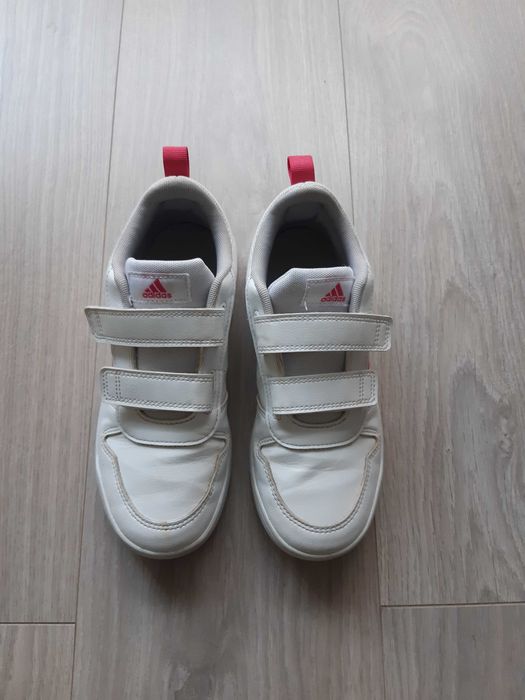 Adidasi piele marca adidas masura 35