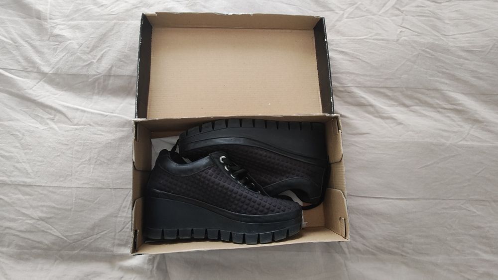 Pantofi negri Flavia Passini