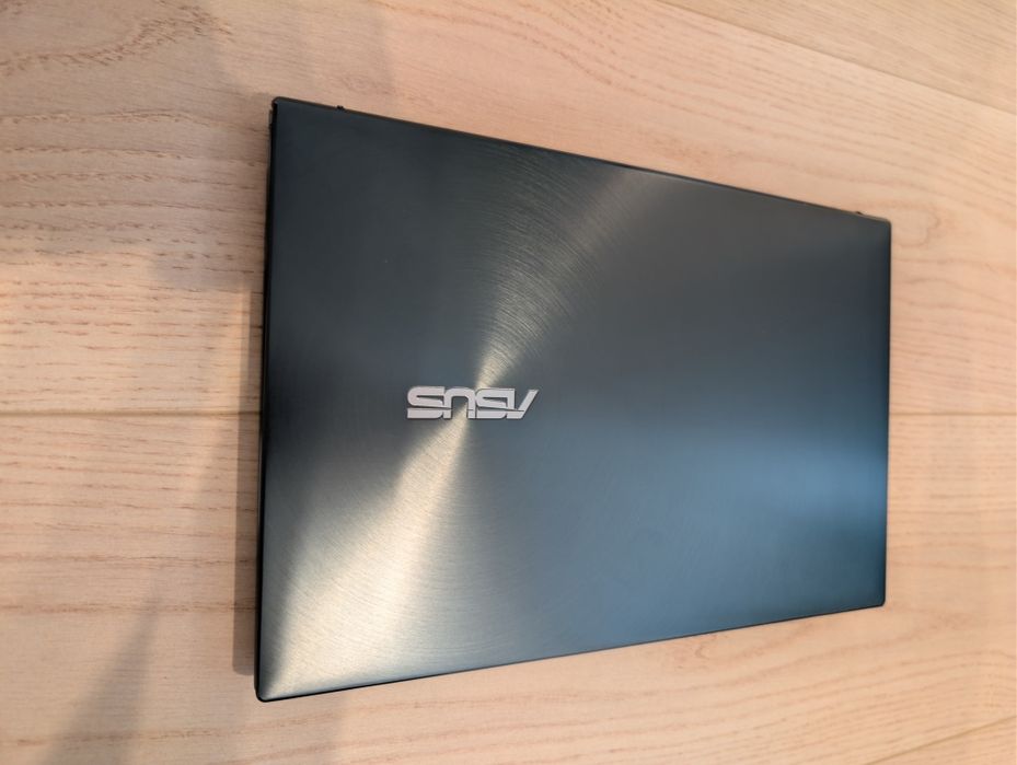 ASUS Zenbook 14 UX425EA