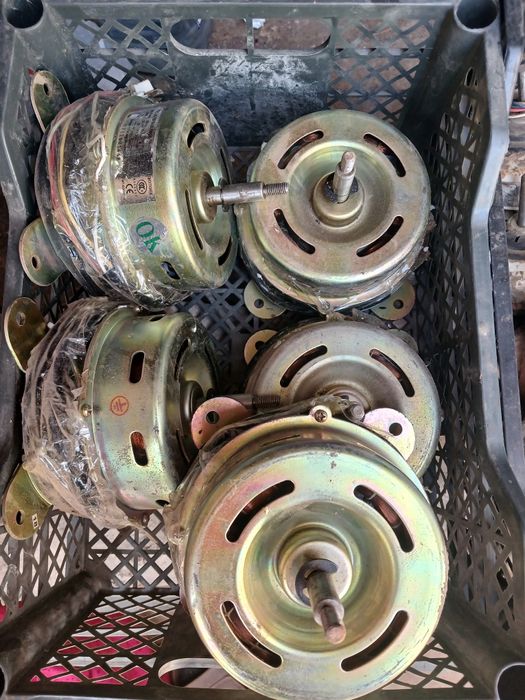 Мотор вентилятор агрегатора.