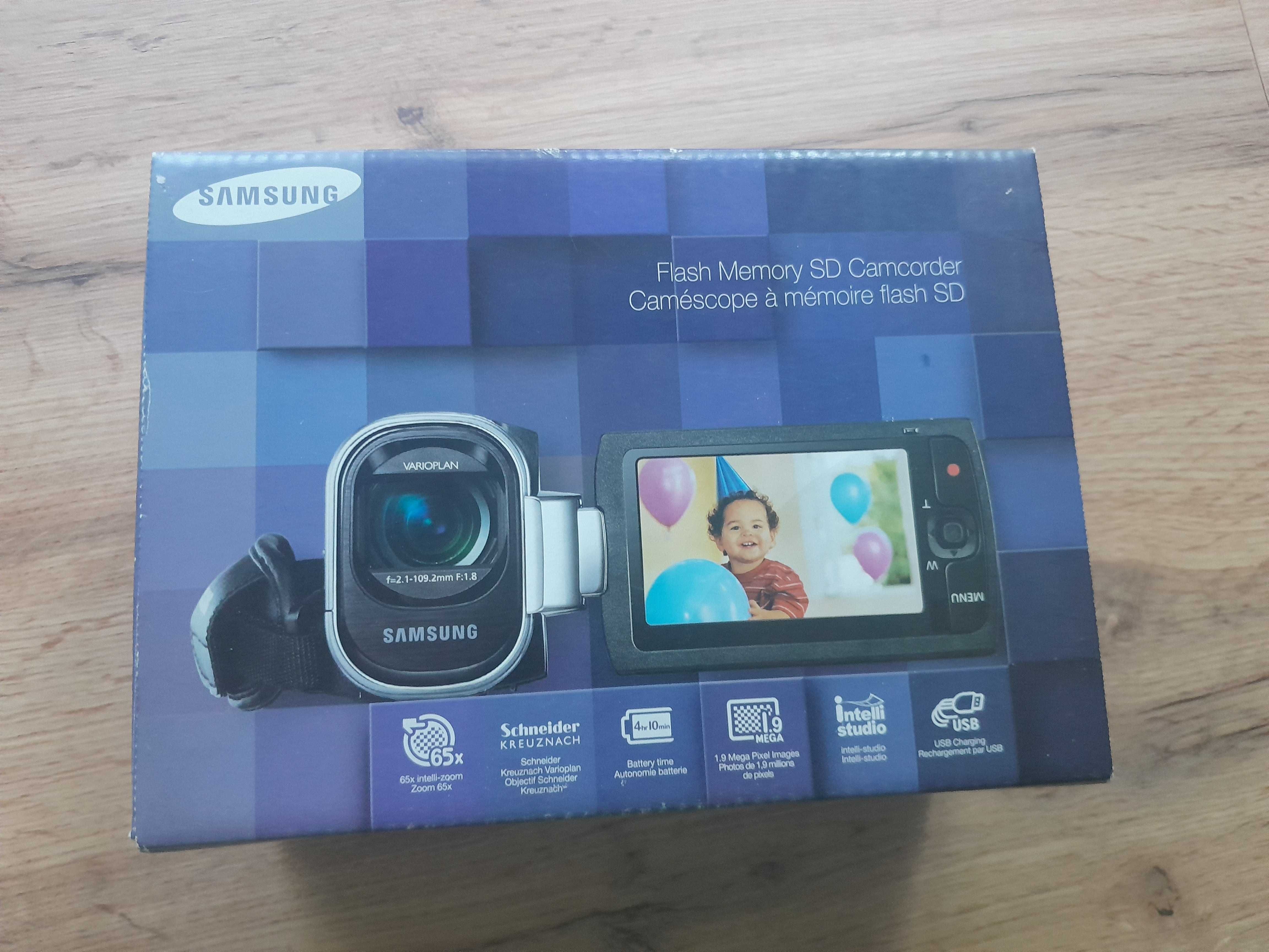 Видео камера Samsung