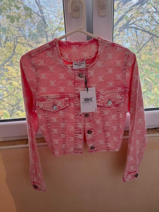 Късо розово дънково яке Juicy Couture