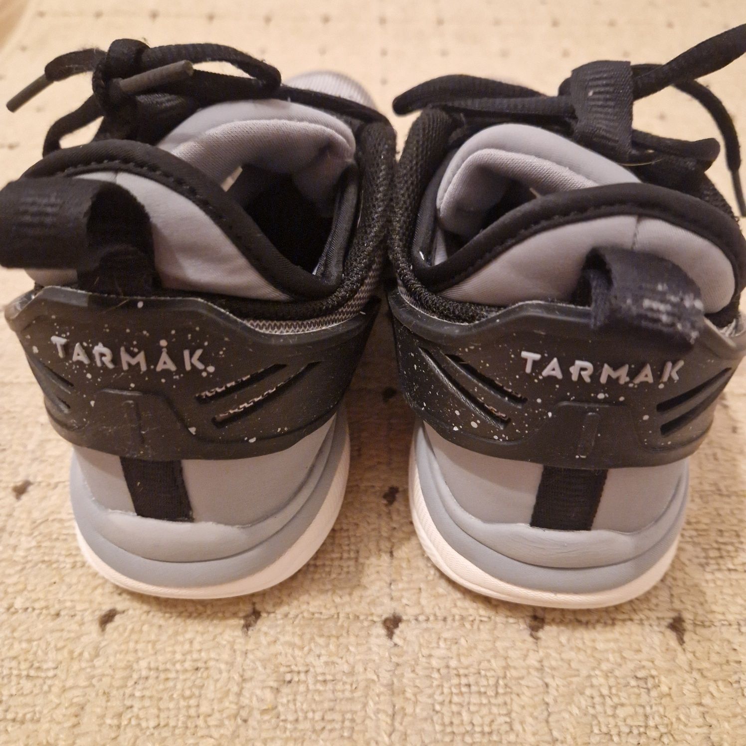 Adidași baschet Tarmak mar 37