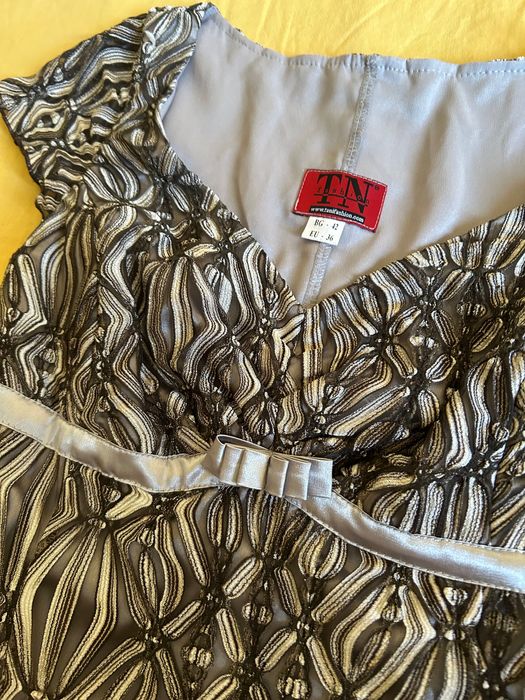 Елегантна дантелена рокличка