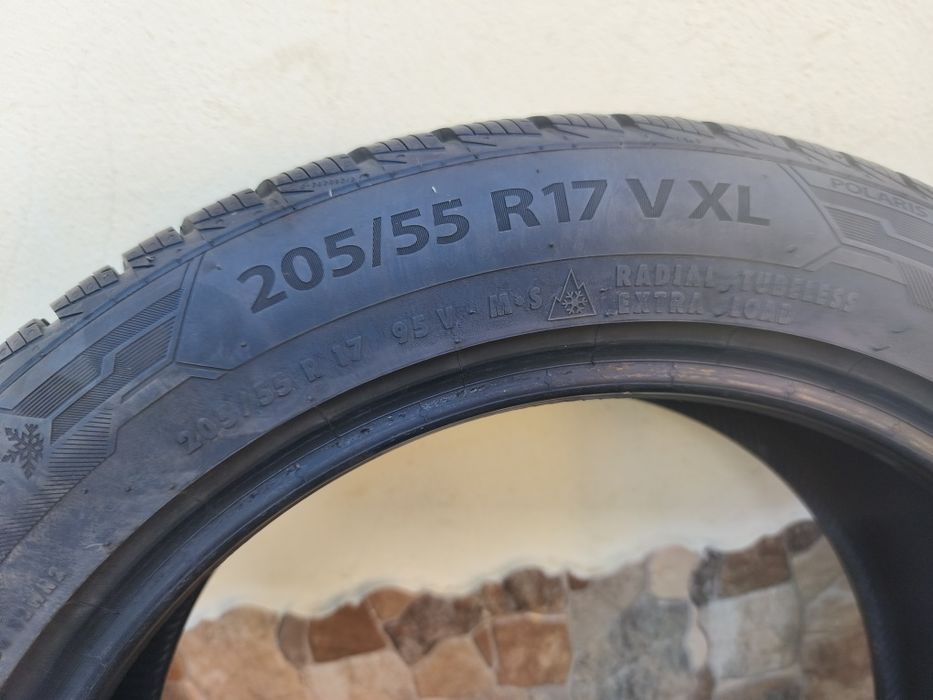 Vând anvelope de iarna Barum