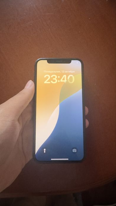 iphone xs  64 гб