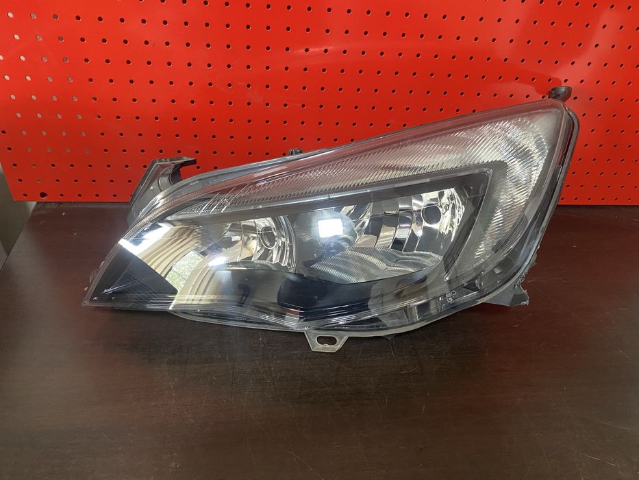 Far stanga halogen Opel Astra J