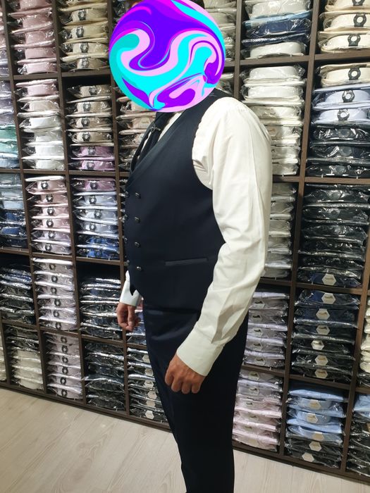 Costum foarte elegant mărimea 52