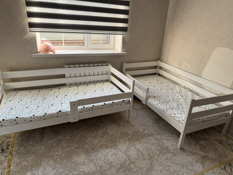 Детская кровать 2 шт.