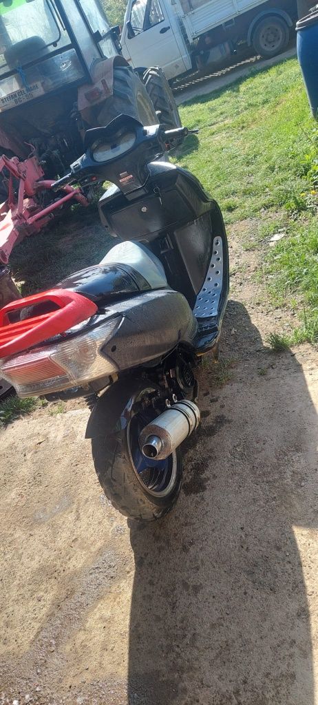Vând scuter 50cc