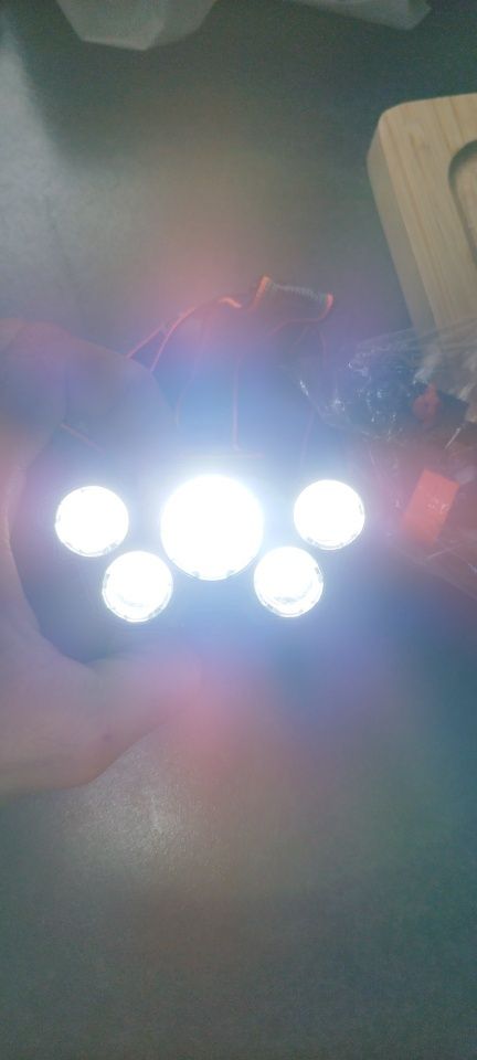 LED фенер челник с 5 led светлини презареждаема вградена батерия спорт