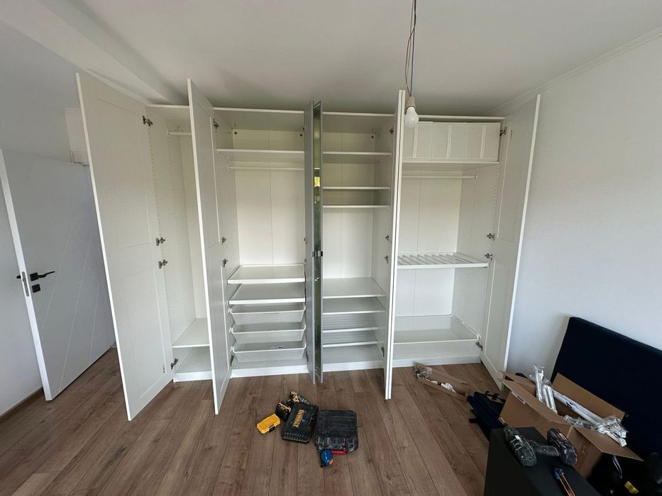 Montez mobila brilocaj, sanitare, electrice, rulouri exterioare