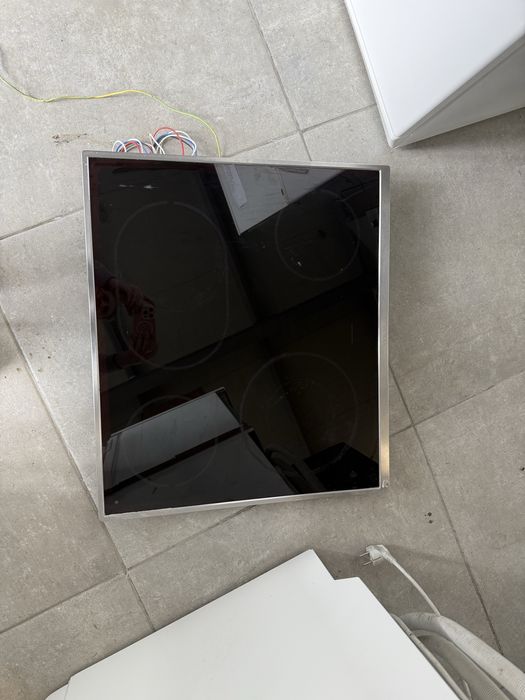 Фурна за вграждане Gorenje Инокс + керамичен плот