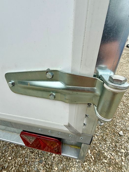 Rulotă Remorcă Frigo Nouă 750 KG