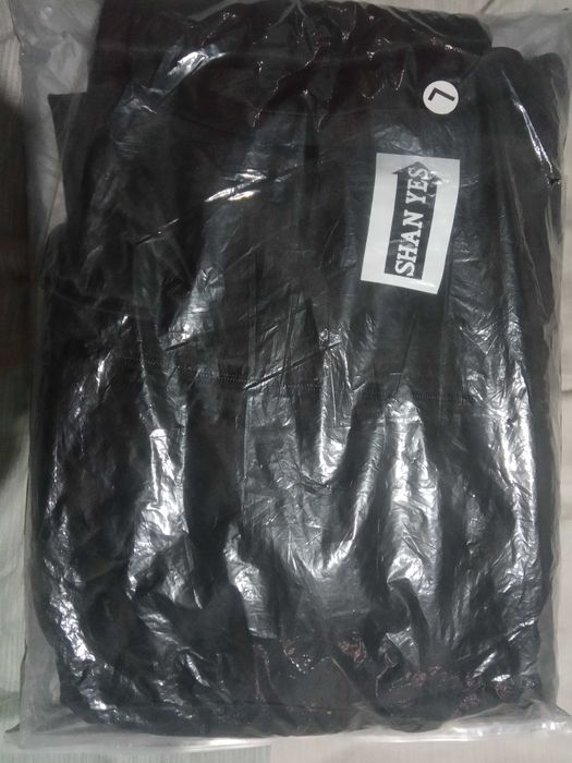 Erkaklar yangi qora Spartifka sotiladi!