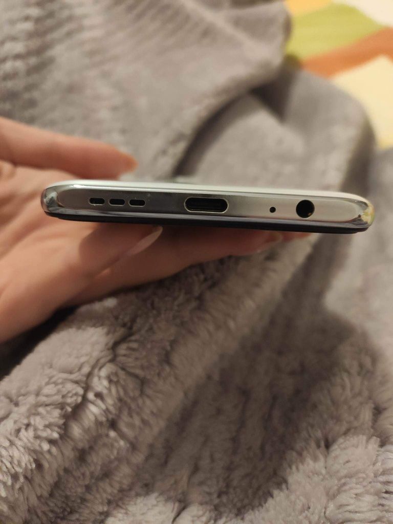Xiaomi Note 10- 128 gb запазен с леки забележки