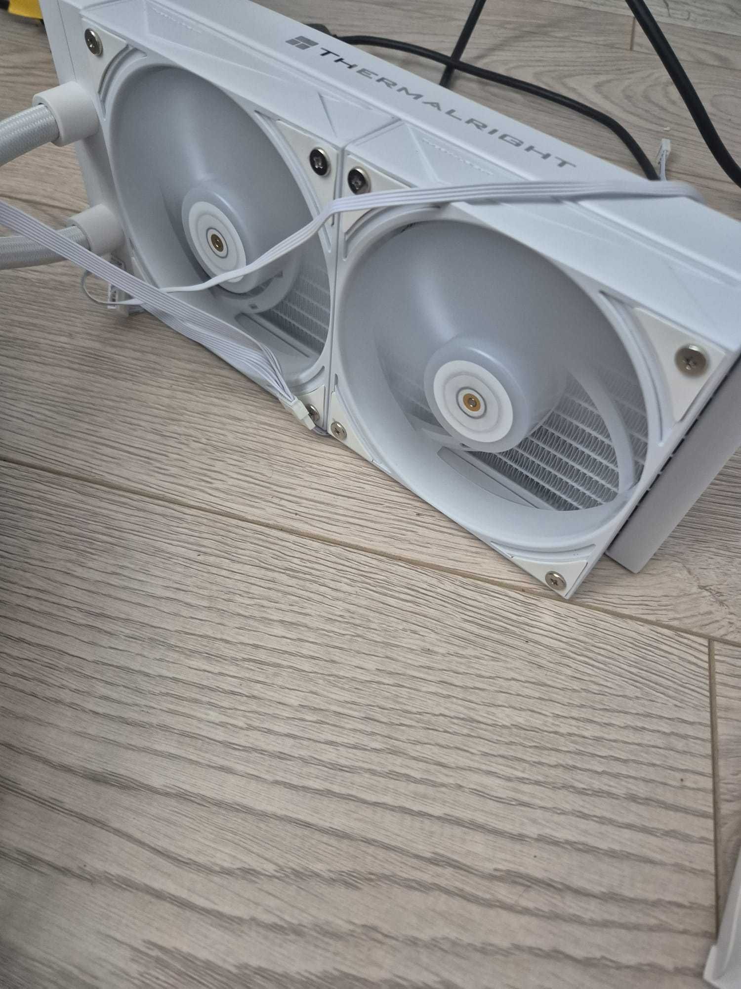 Cooler Procesor AIO Thermalright Grand Vision 240 White ARGB