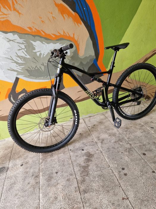 Bicicleta full suspension ROSE