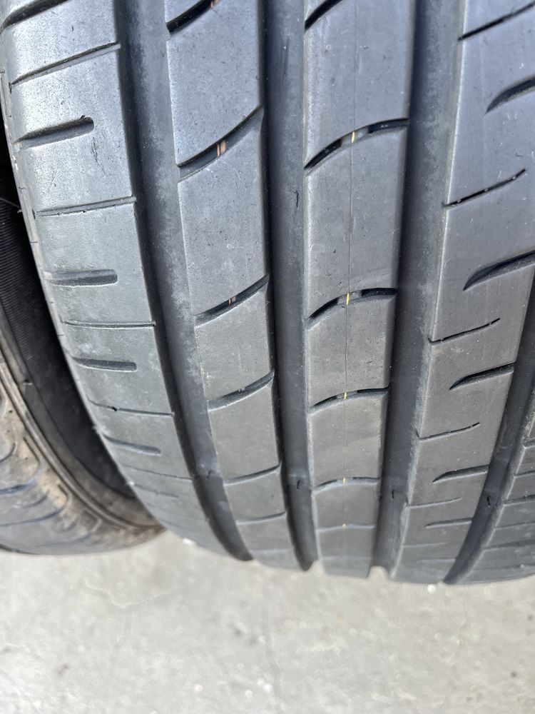 2 бр. летни гуми 235/45/19 Nexen SUV 7,2 mm DOT 0316