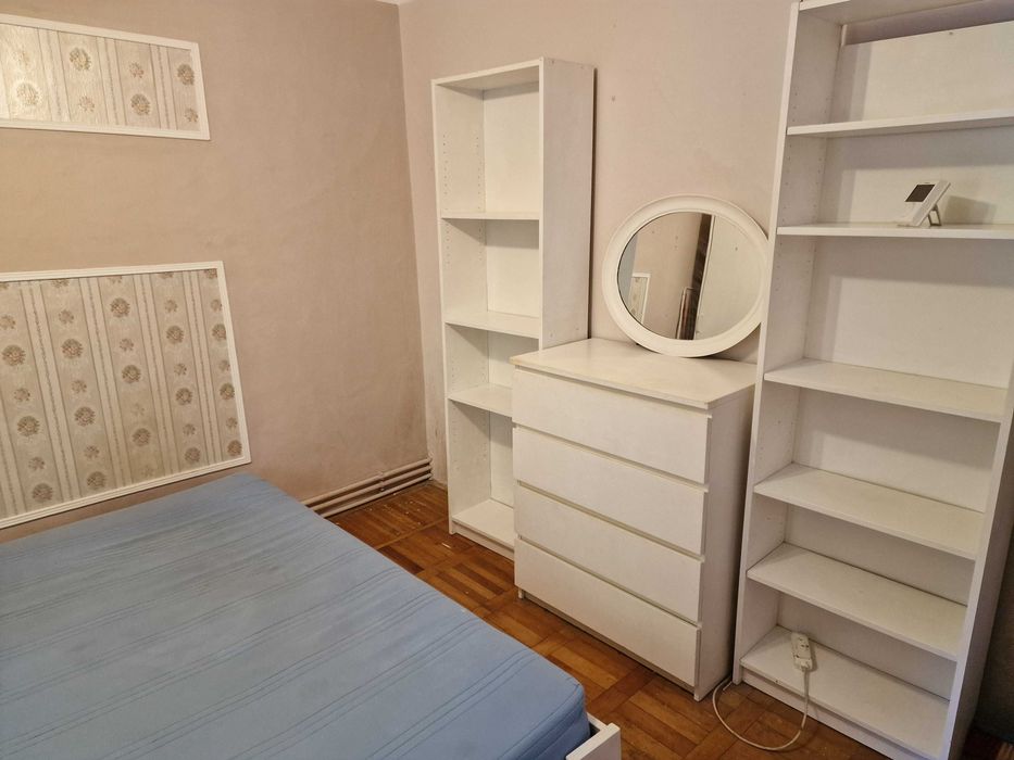 Caut colega apartament  - Zona Soarelui 100m ,  Scoala 30 /Parc