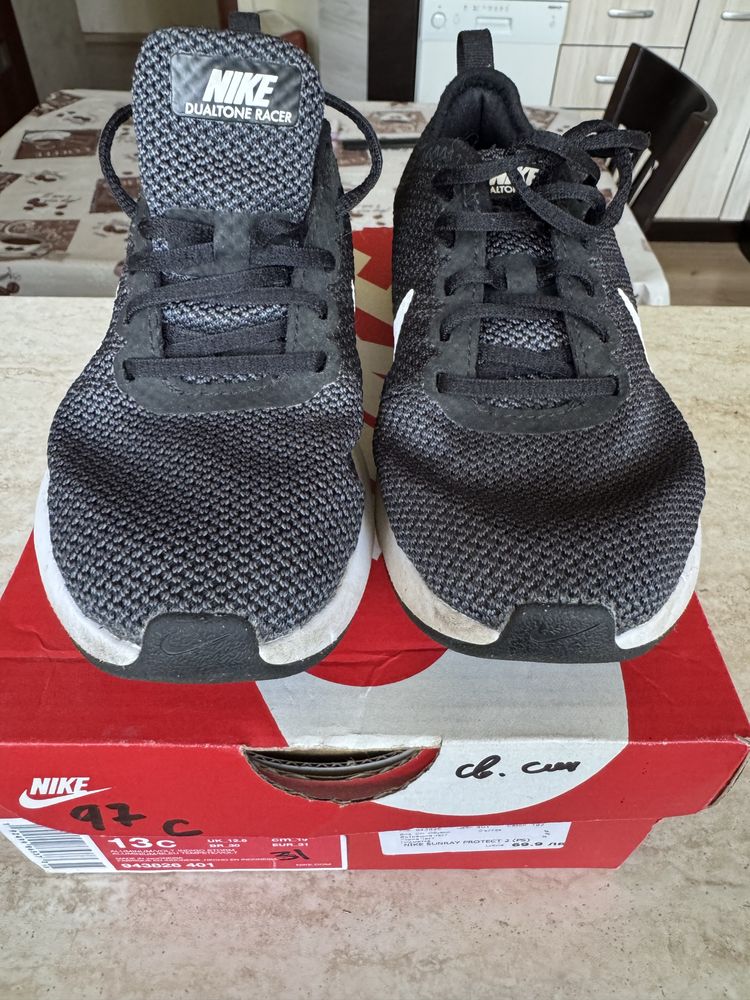 Маратонки nike размер 29.5