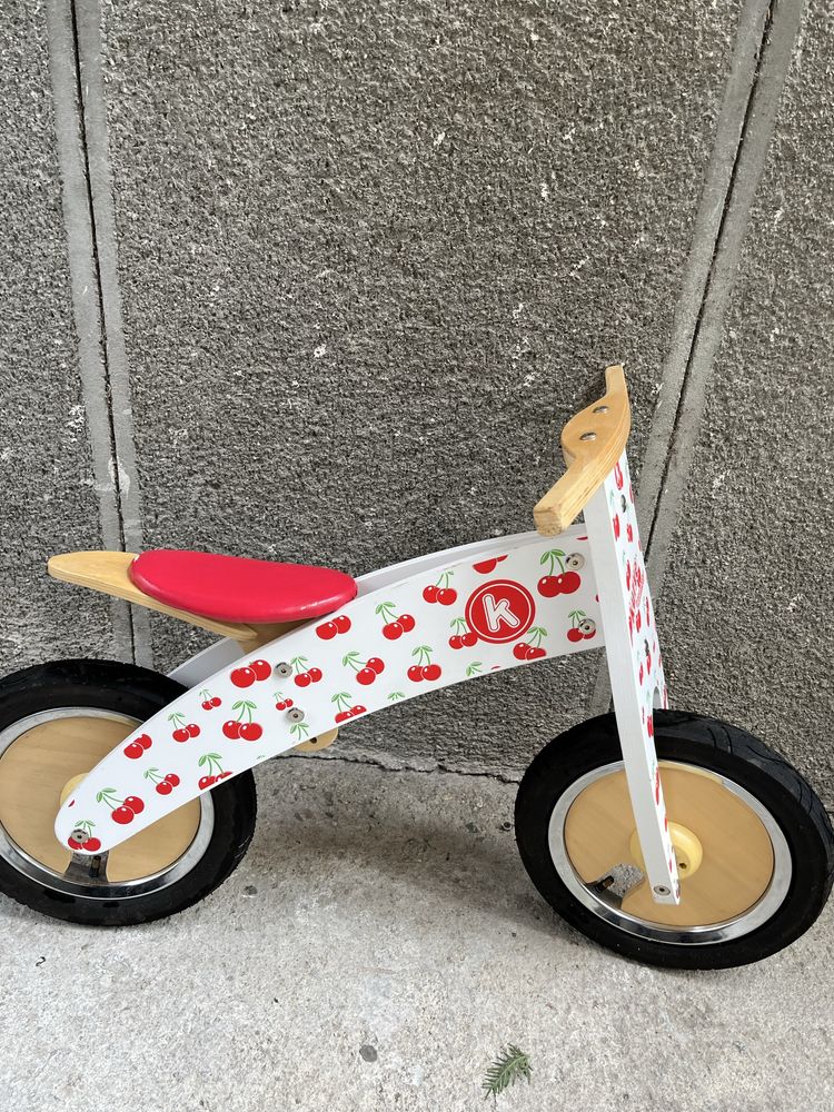 Детско баланс колело Kiddimoto Kurve Черешки,Дървено