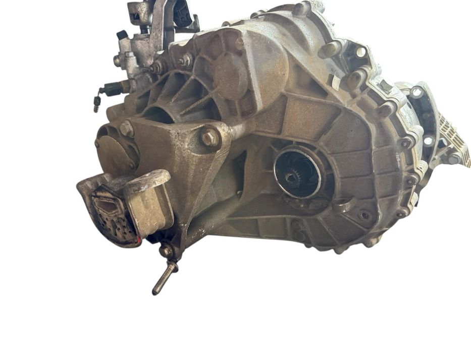 Cutie viteze volskwagen transporter T5 cod KQK 2011-2015 4x4