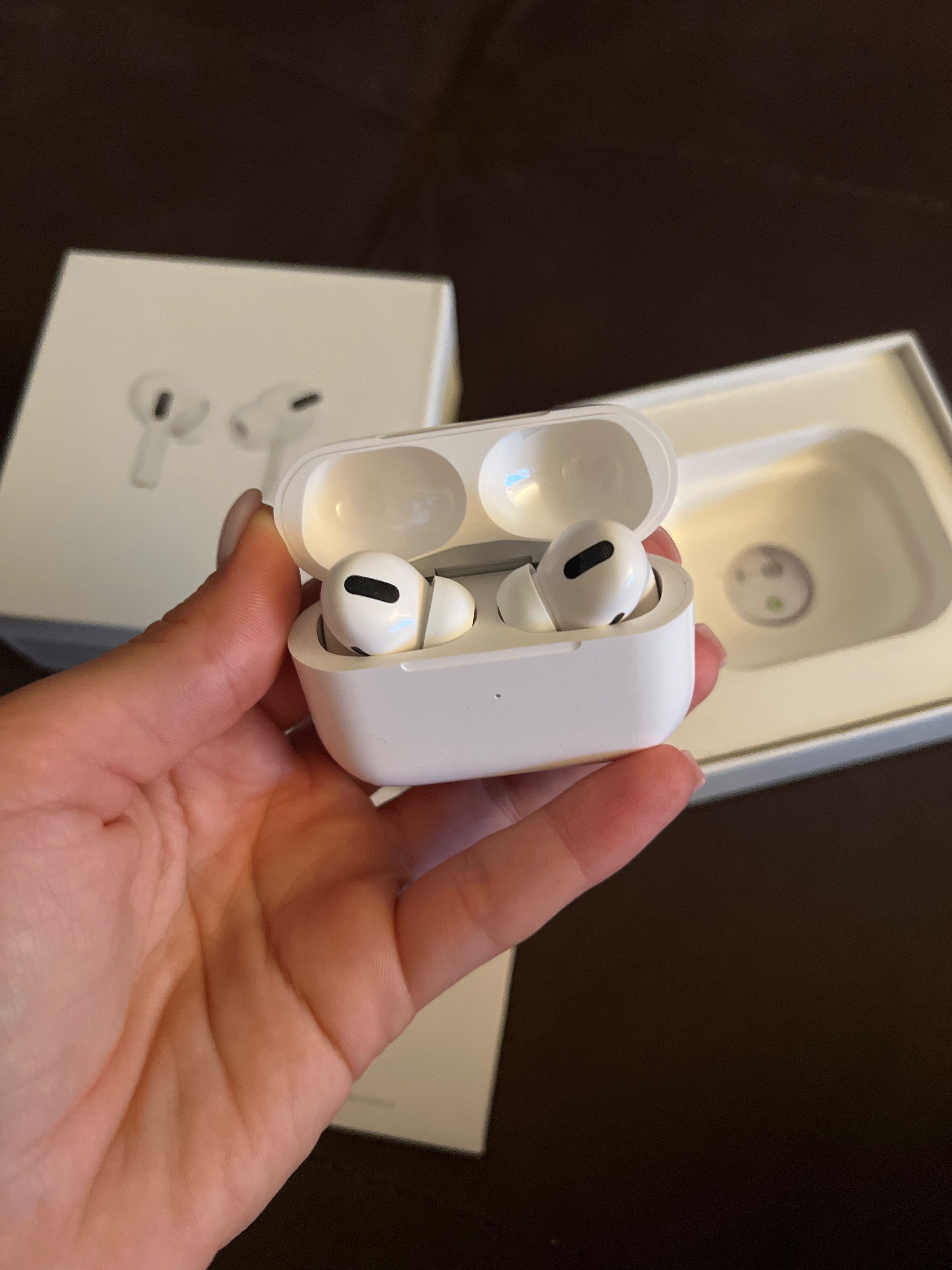 Airpods Pro нови,неизползвани