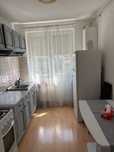 Inchiriez Apartament -3 Camere Zona centrala