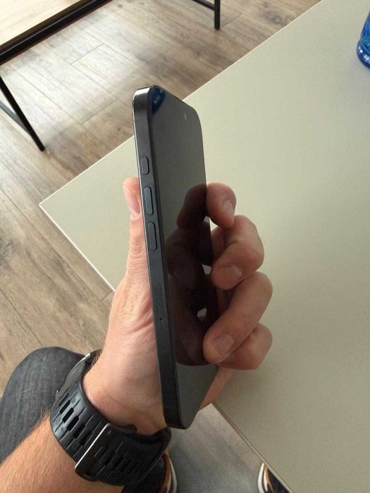 Telefon mobil Apple iPhone 16 Pro, 256GB, 5G, Black Titanium