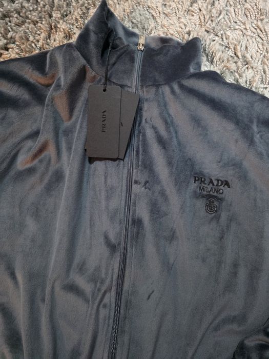 Уникален комплект p.r.a.d.a чисто нов