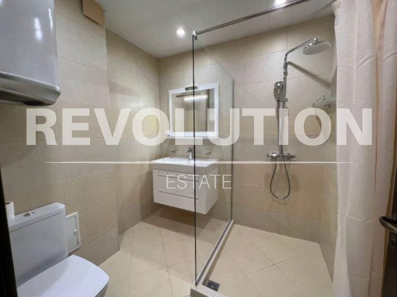 Дава се под наем Тристаен апартамент в Варна, Лятно кино Тракия - 122 кв.м за 850 € - Снимка #8