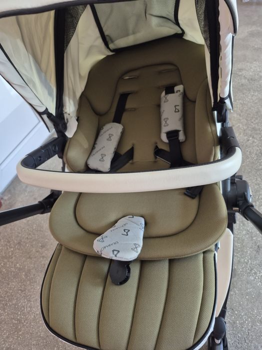 Carucior sport nou Dear Mom cu maner reversibil si pozitie de somn