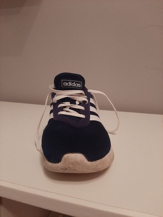 Adidași Adidas în stare perfecta