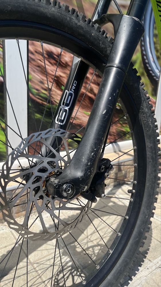 Specialized demo 8 26/М/world champion monster серия