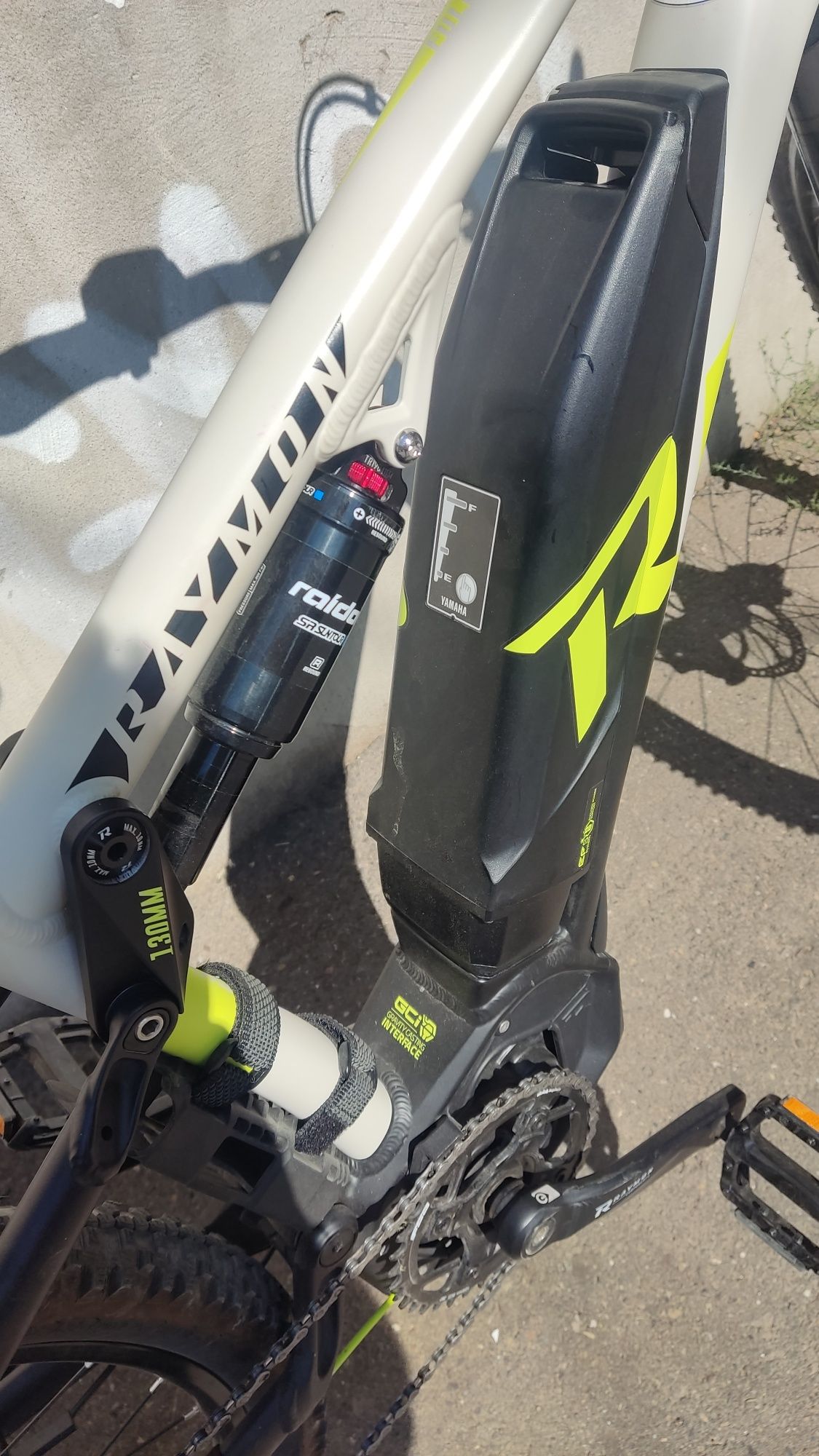 Bicicletă electrică Raymon fullray 130e 5.0