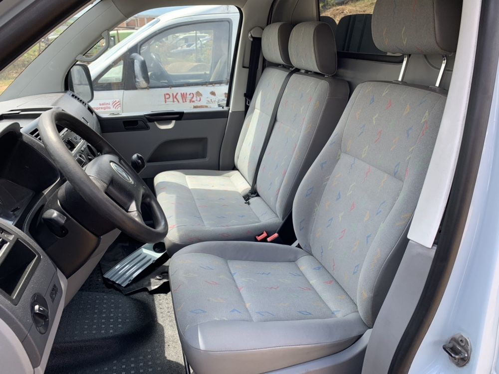 НА ЧАСТИ! VW Transporter T5 1.9 TDI 102 кс. BRS КЛИМАТИК Ел.стъкла AXB