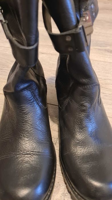 Ghete Stradivarius din piele nr 36